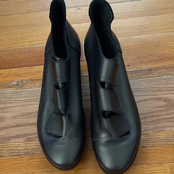 Arche - Picture 3 of 10